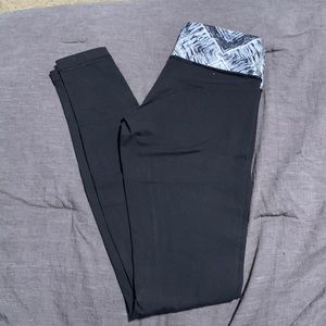 Lululemon Wunder Under Pant *Full-on Luon Size 4